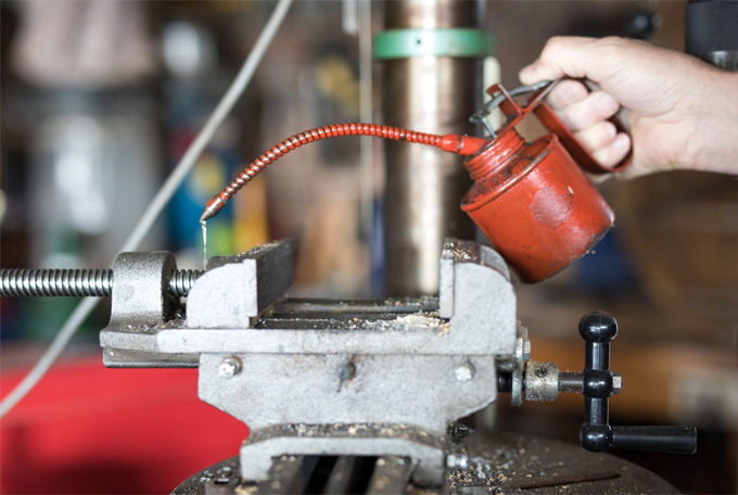 Boulonnerie, outillage, protection individuelle