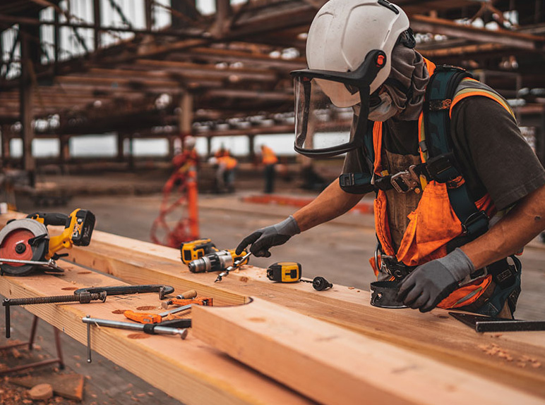 Equipements de protection individuelle, outillage électrique et antidéflagrant