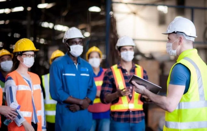 Prestation de service, régie, sous-traitance, externalisation