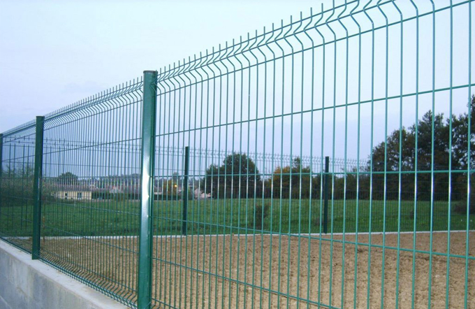 Fabrication de grillage pour clôture métallique, gabion, panneaux soudés