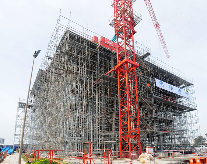 Matériel de chauffage, éclairage, rayonnages