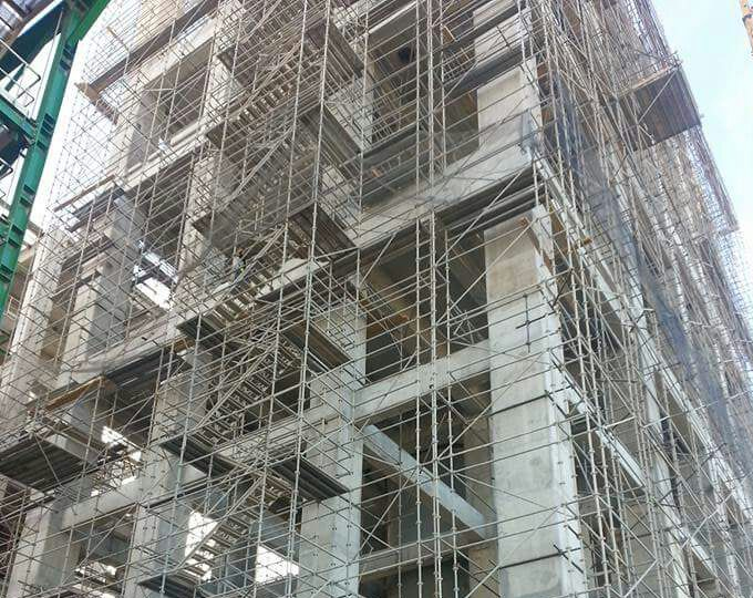 Matériel de chauffage, éclairage, rayonnages