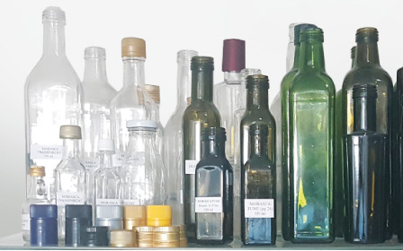 Distribution d'emballages en verre: bouteilles, pots, flacons, bouchons, sprayers
