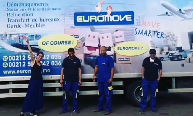 Relocation. Déménagements, garde-meubles, transfert de bureaux