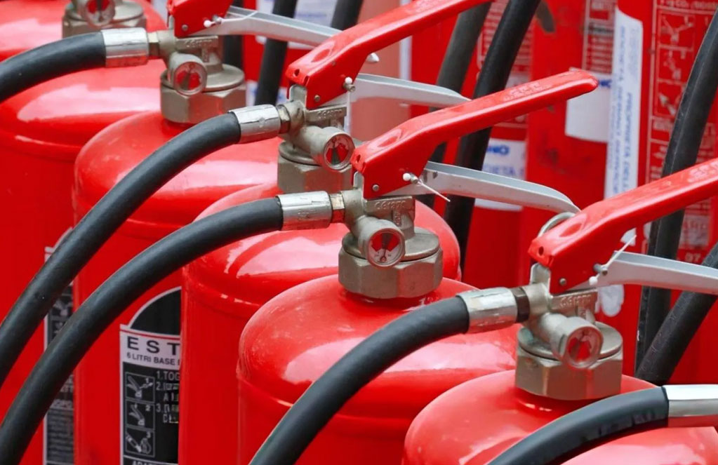 Extincteurs : défense contre le feu - negotral